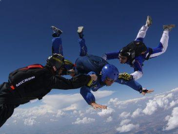 Skydiving2